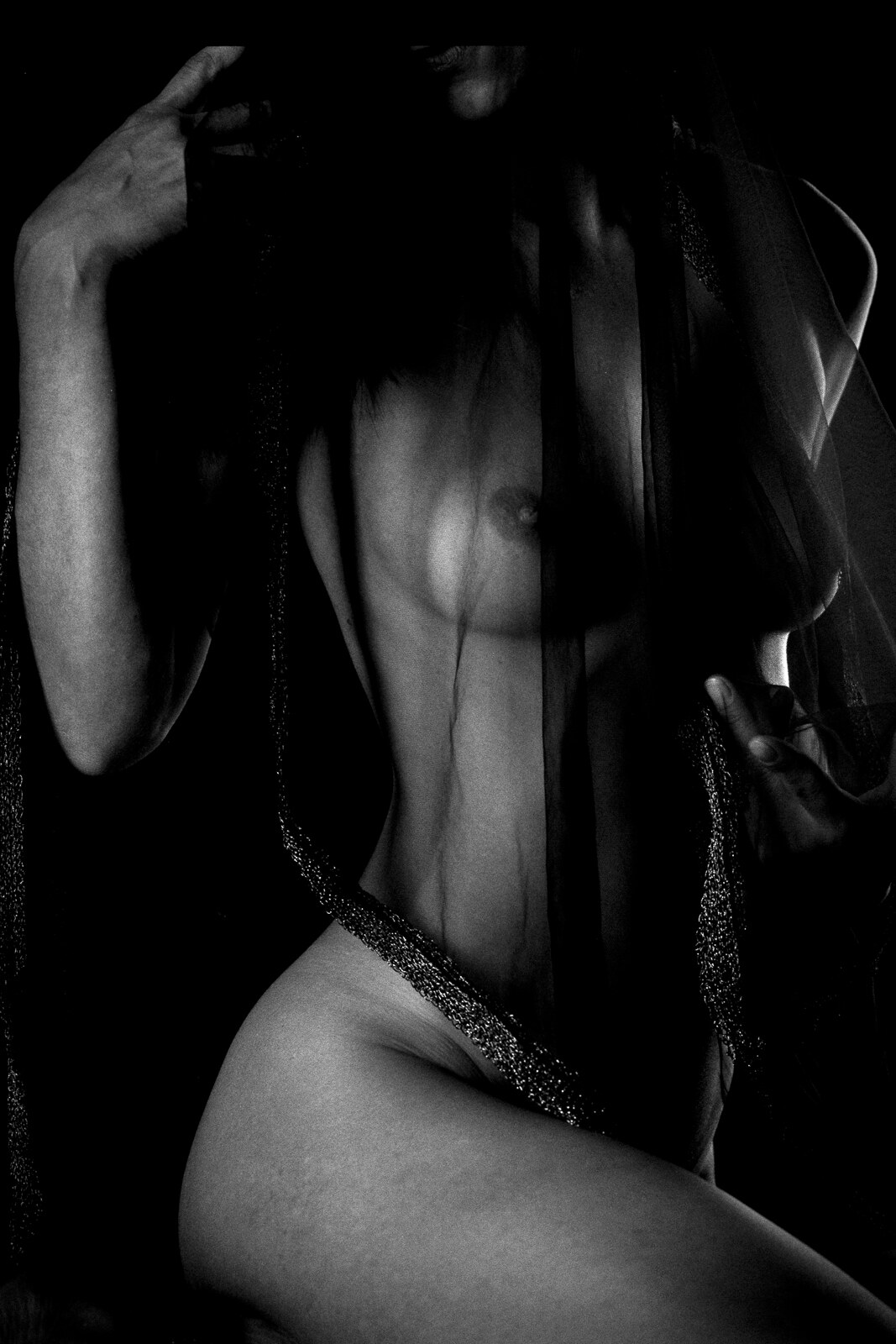 Nude – Cover
