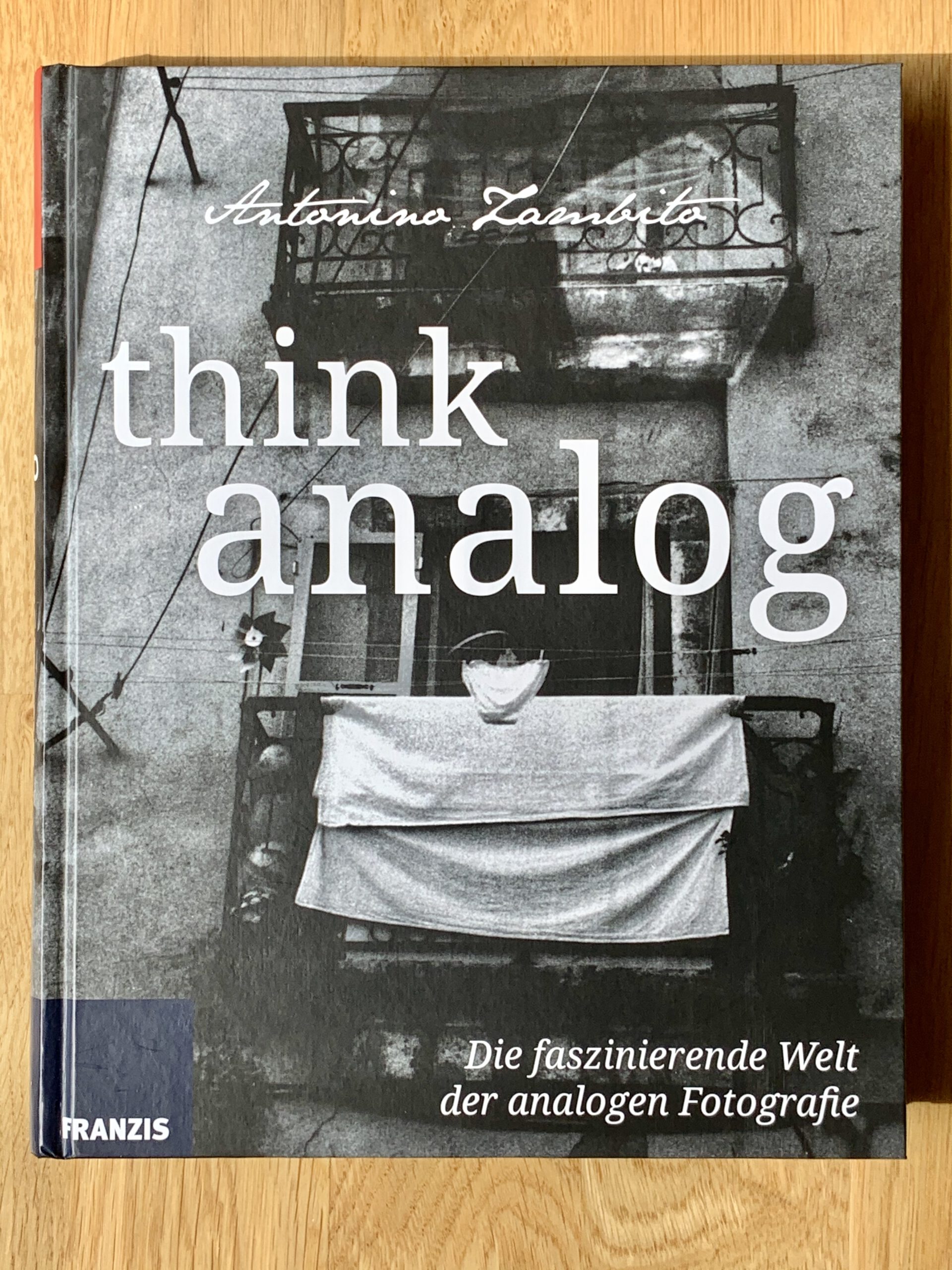Buchbesprechung „think analog“